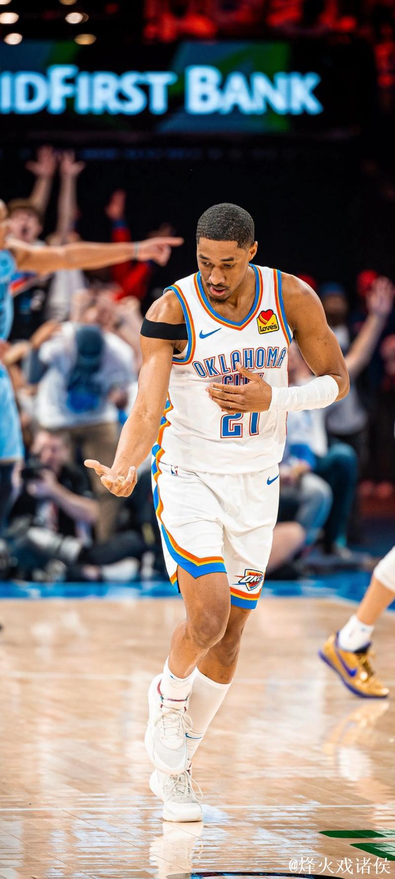 亚历山大砍41分雷霆狂胜奇才豪取8连胜 快船惊险击败灰熊